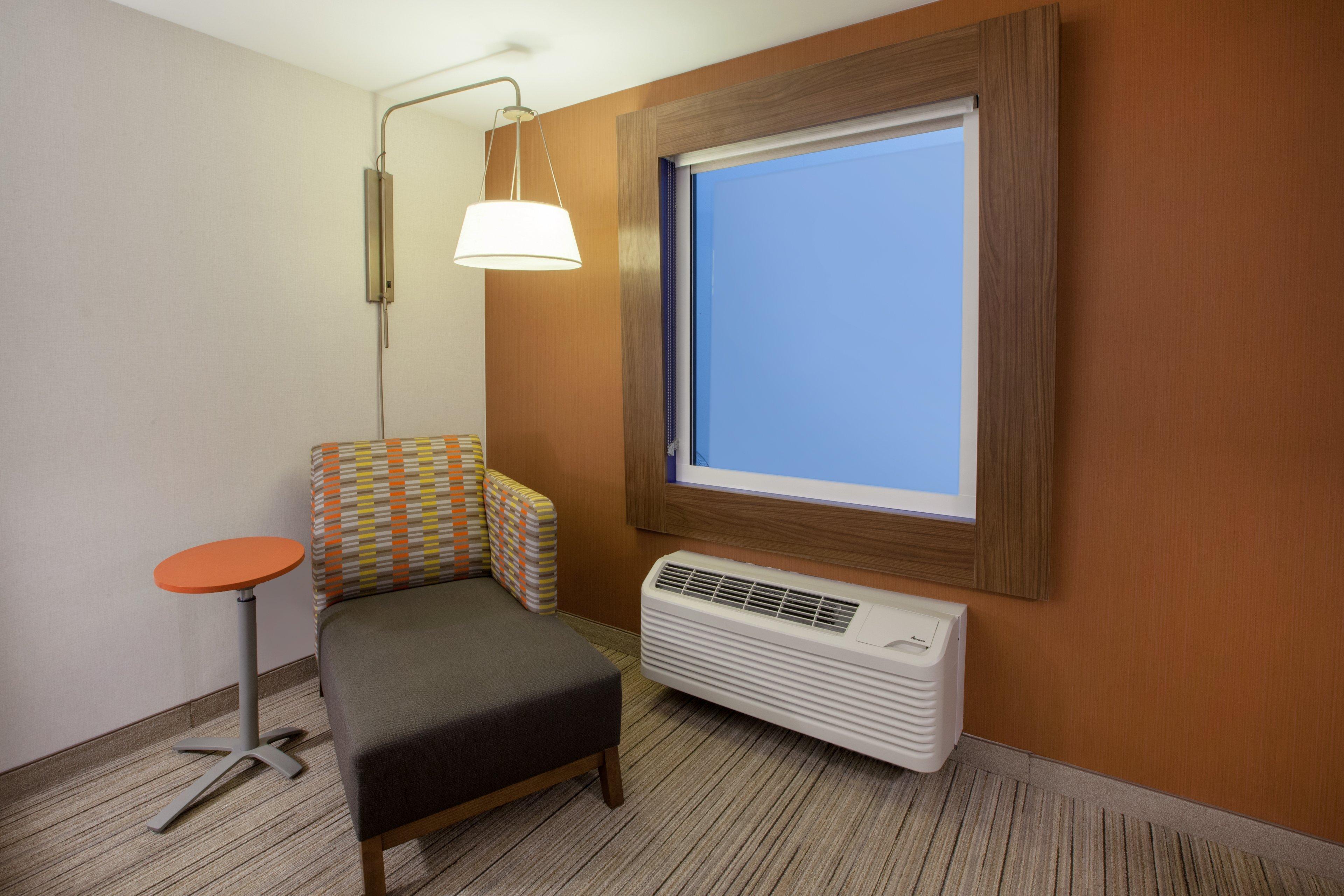 Holiday Inn Express Hotel & Suites Murray By Ihg Exterior photo