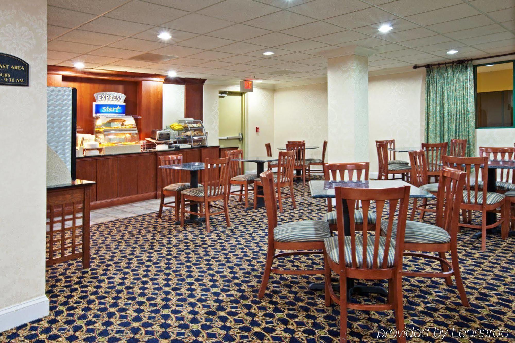 Holiday Inn Express Hotel & Suites Murray By Ihg Exterior photo