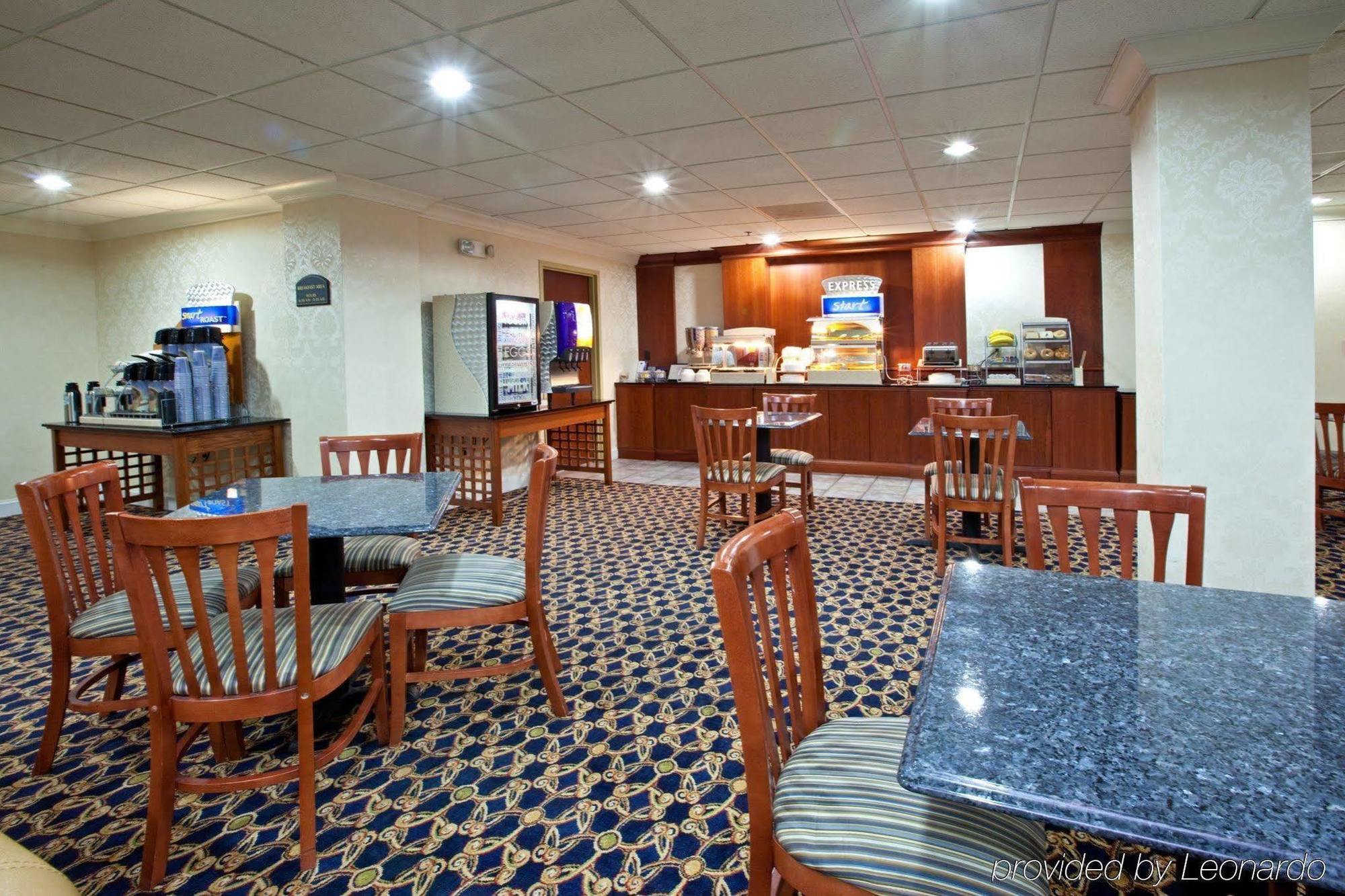 Holiday Inn Express Hotel & Suites Murray By Ihg Exterior photo